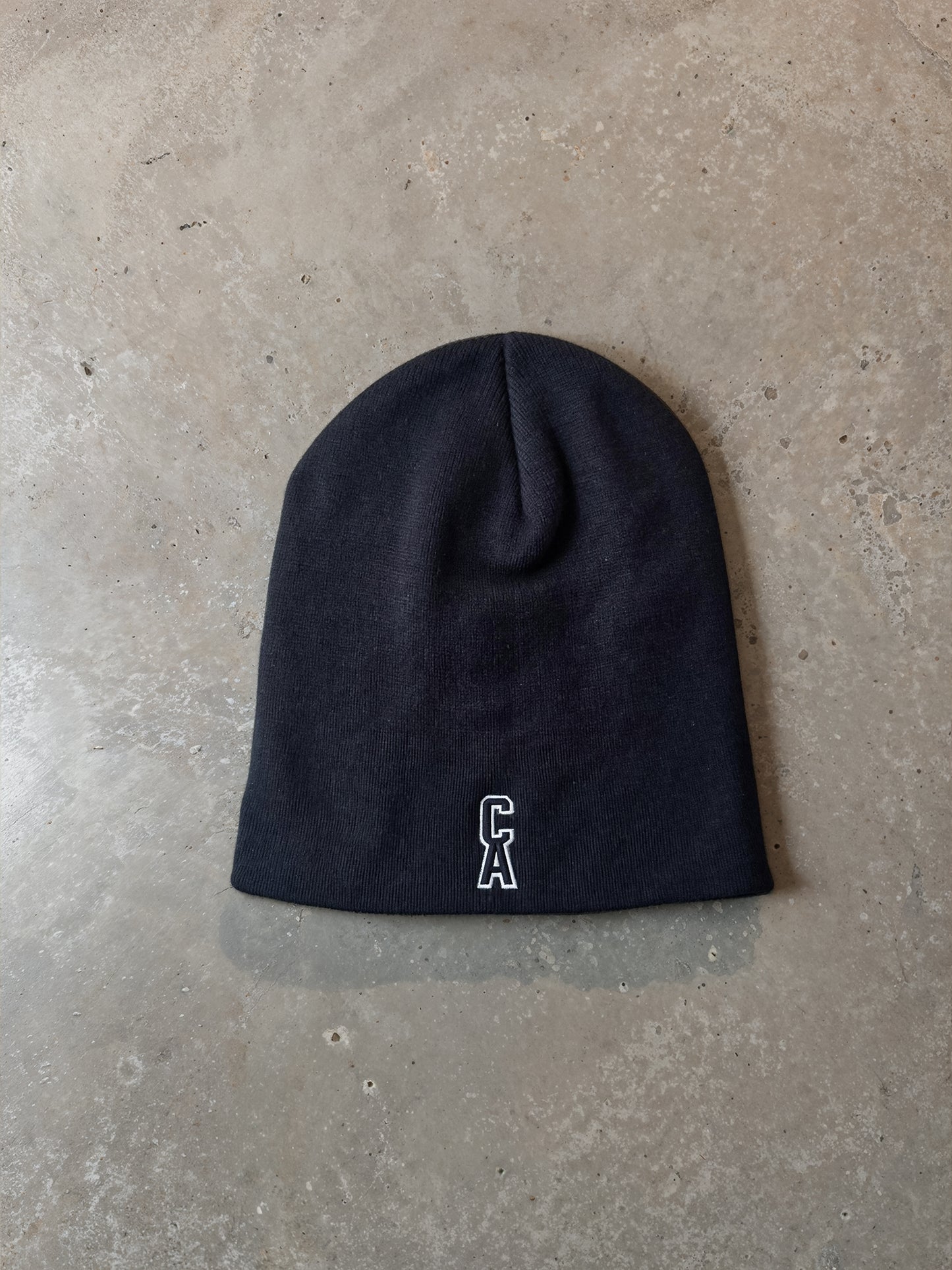 VARSITY Beanie Black