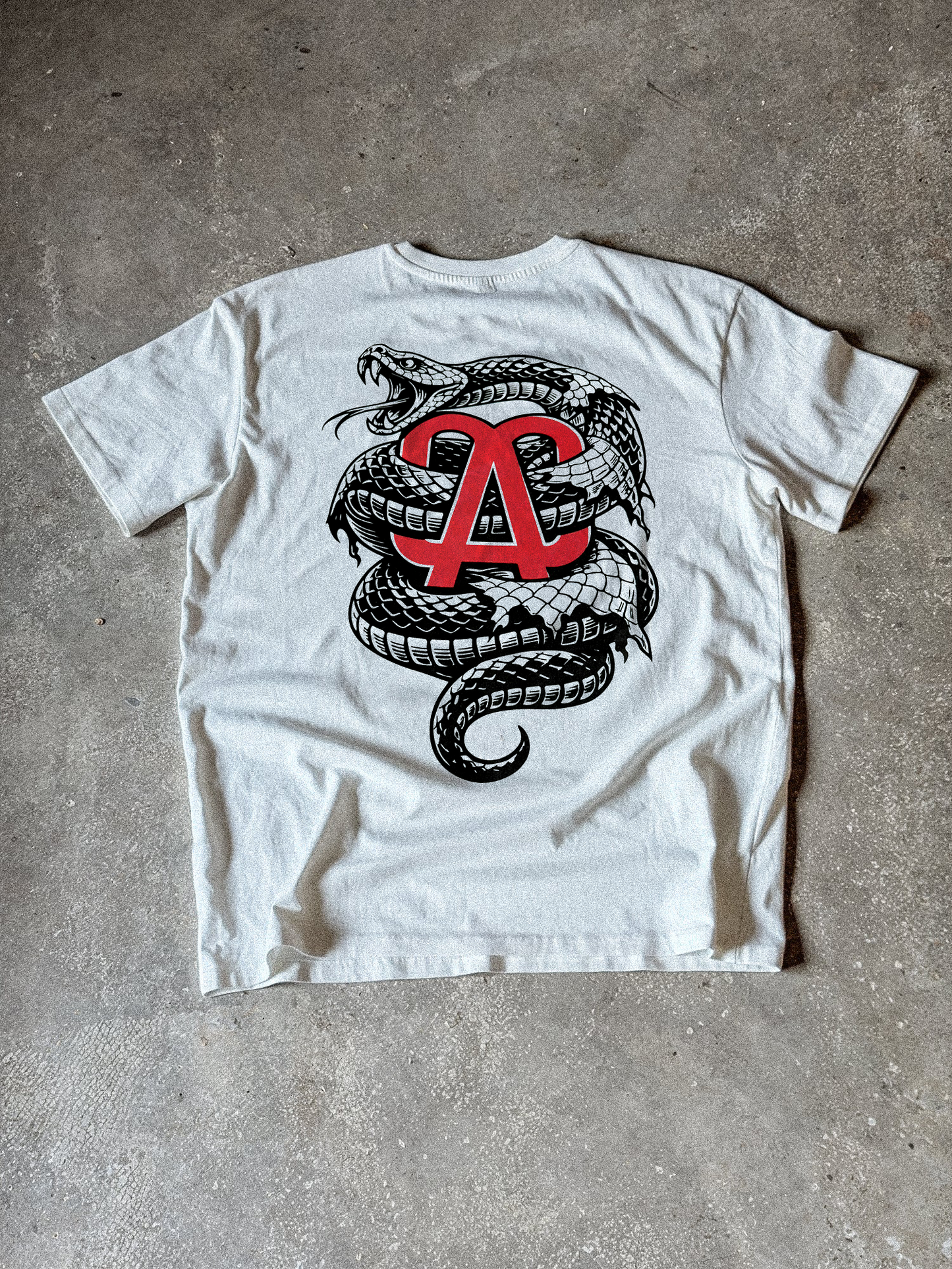 MEMENTO MORI TEE WHITE